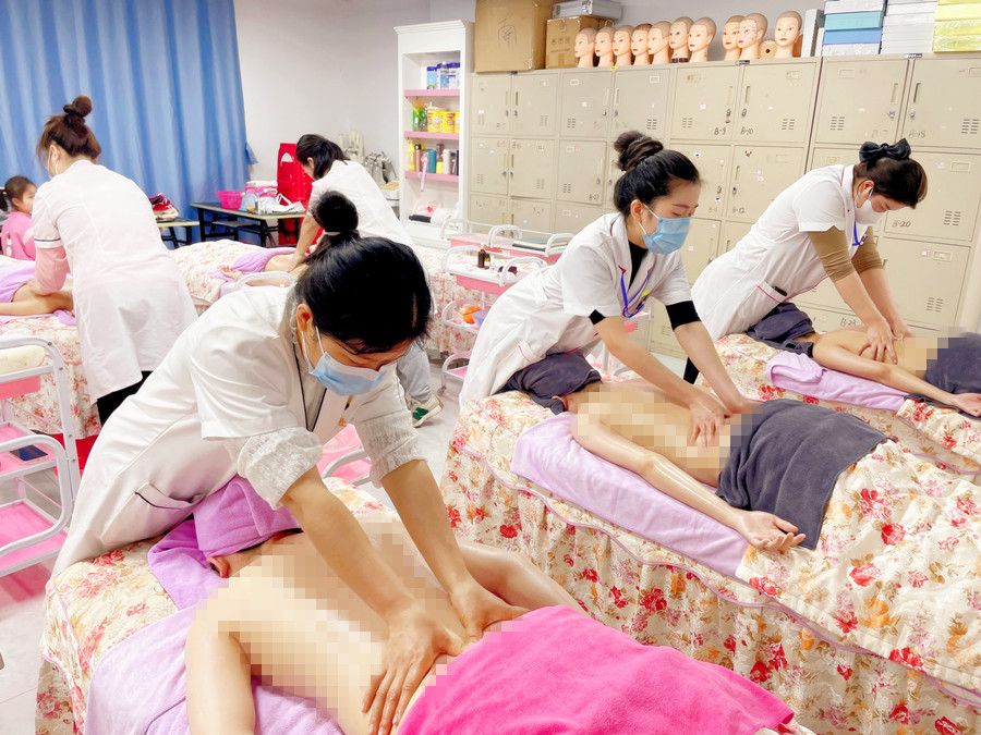 適合腰部護(hù)理的時間，南寧美容美體實(shí)踐