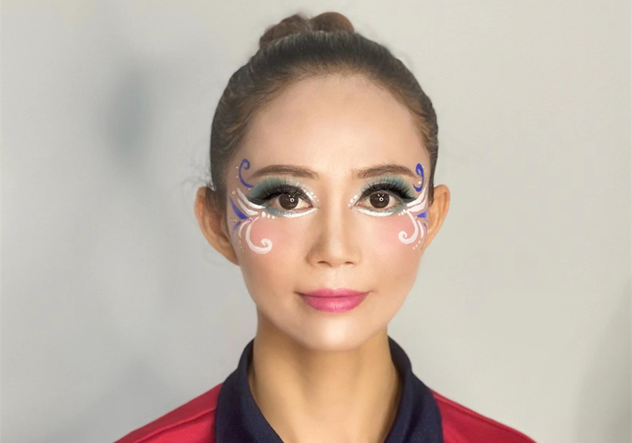 創(chuàng)意舞臺(tái)眼妝特點(diǎn)，廣西省彩妝造型學(xué)校分享