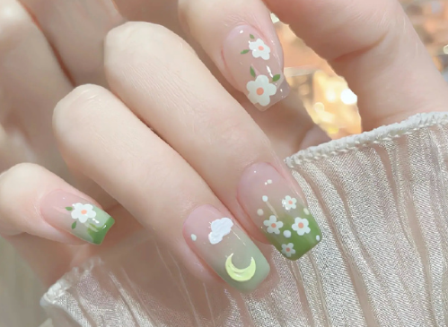 可愛甜心美甲，廣西美甲網(wǎng)紅造型班推薦