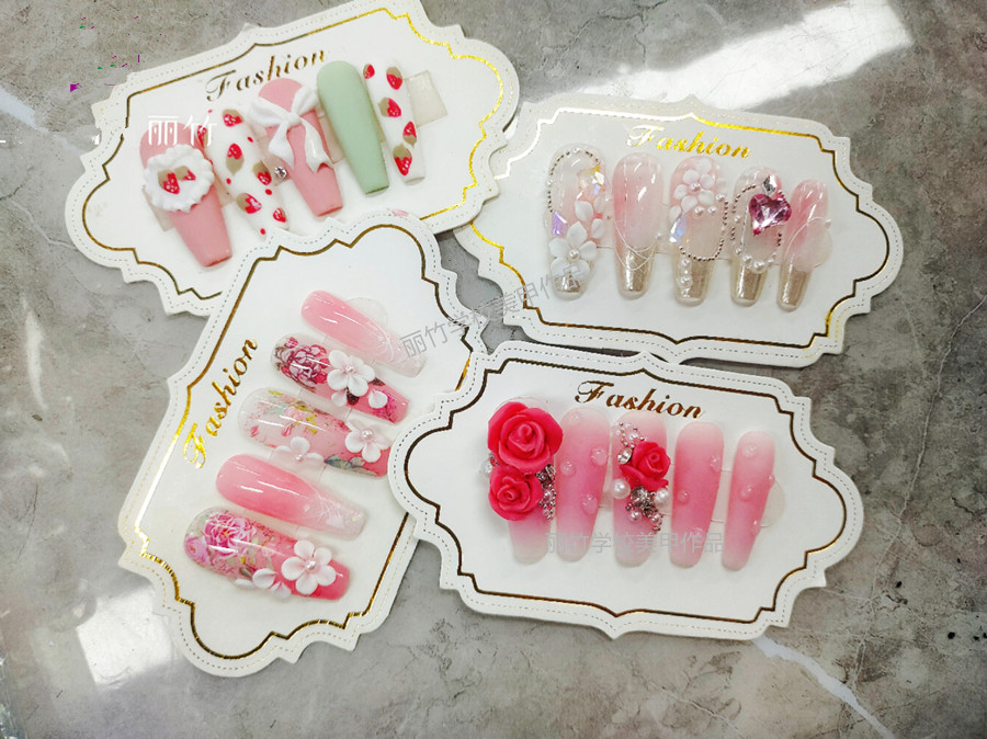 雕花美甲的注意事項，廣西美甲師學(xué)校分享