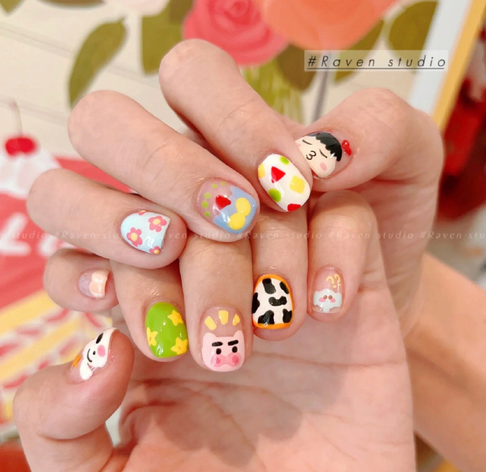 卡通手繪美甲，廣西美甲款式造型學校推薦