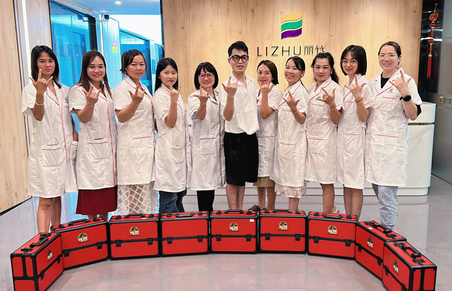 紋繡畢業(yè)感言：麗竹紋繡全能大師班，加油！