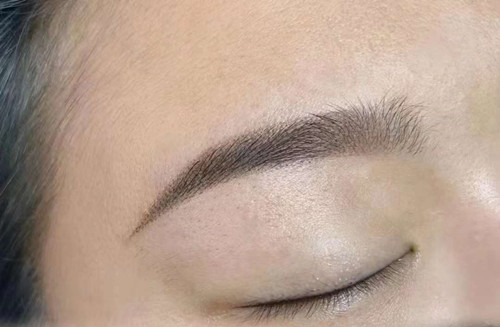 紋眉怎么選顏色？廣西南寧紋繡學(xué)校教你