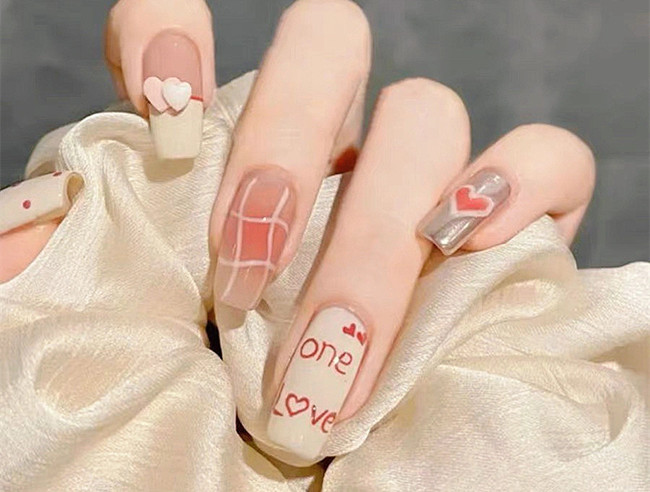 糖果色法式美甲，南寧培訓美甲師推薦