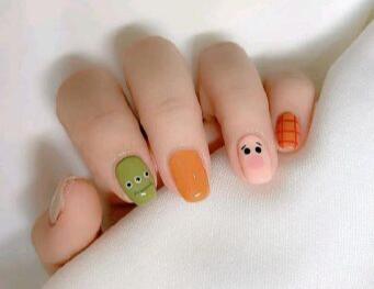 可愛繪畫美甲，南寧美甲培訓中心美甲分享