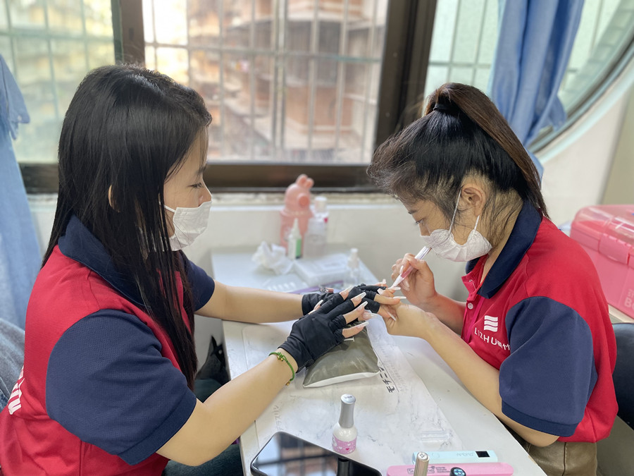 如何洗掉指甲油的辦法，廣西美甲進修課程