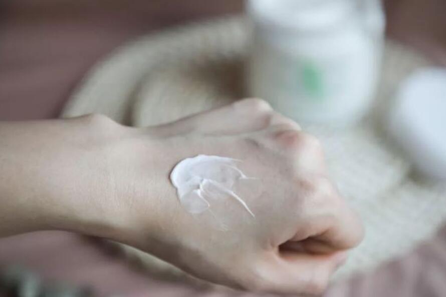 身體乳使用誤區(qū)，南寧美容美體護(hù)膚學(xué)校分享