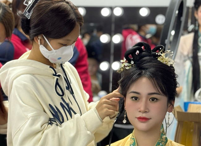 漢服造型設(shè)計，南寧培訓(xùn)漢服造型師作品