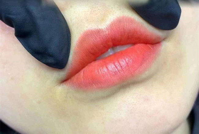紋唇的顏色要怎么選擇？零基礎(chǔ)學(xué)紋唇