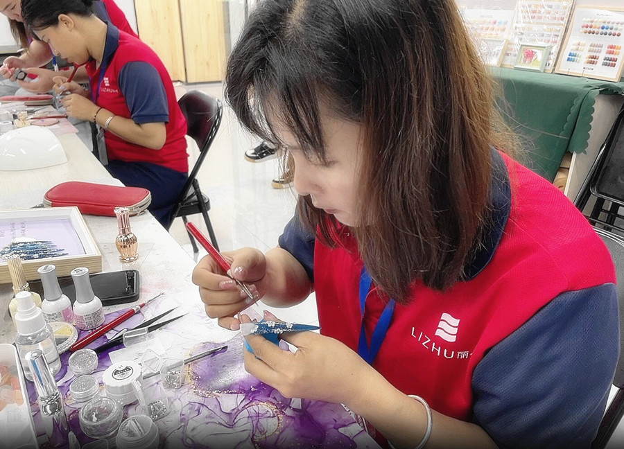 雕花細鉆美甲，零基礎(chǔ)學美甲款式