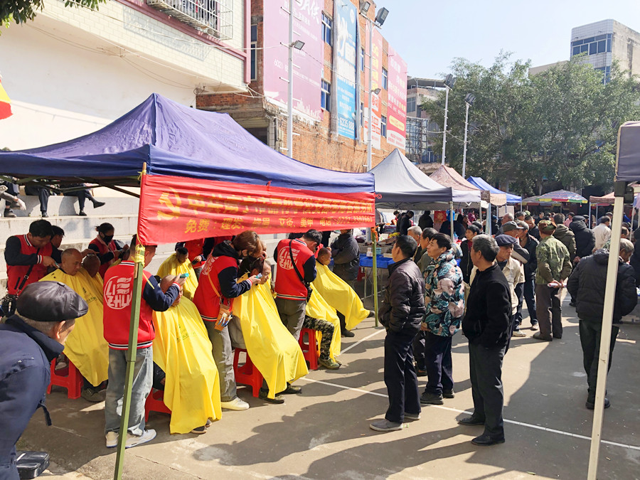 南寧美發(fā)教學(xué)外出 | 南寧美發(fā)社會實踐報告