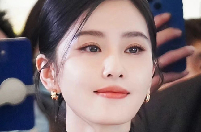 劉詩詩黑天鵝日常淡妝，廣西化妝彩妝專業(yè)分享