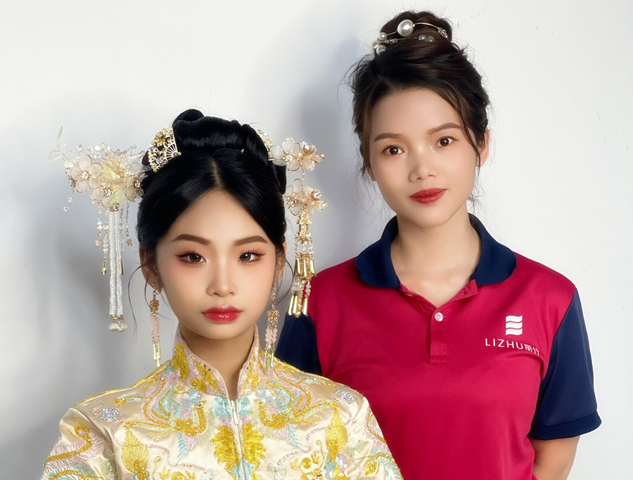 南寧化妝職業(yè)學(xué)?；瘖y學(xué)習(xí)心得