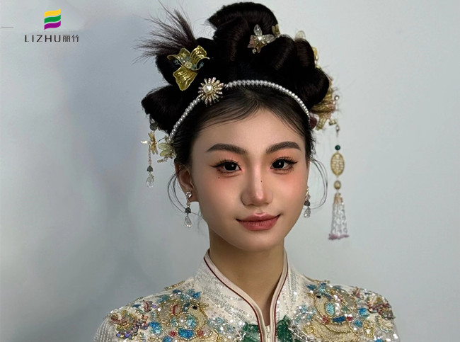  新中式秀禾造型，廣西新娘妝容造型培訓(xùn)