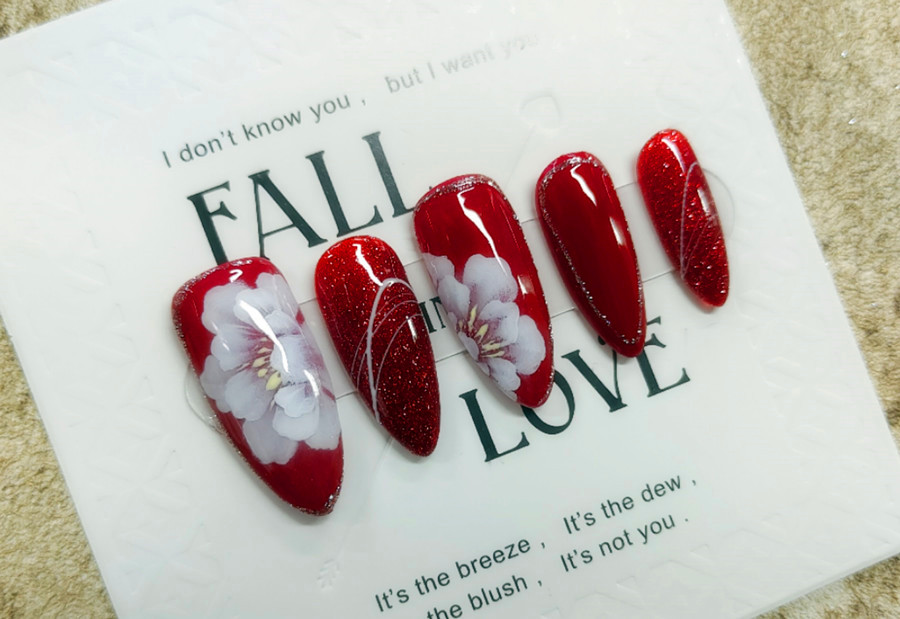 3D甲排筆美繪畫技巧，告訴你南寧美甲培訓(xùn)去哪里？