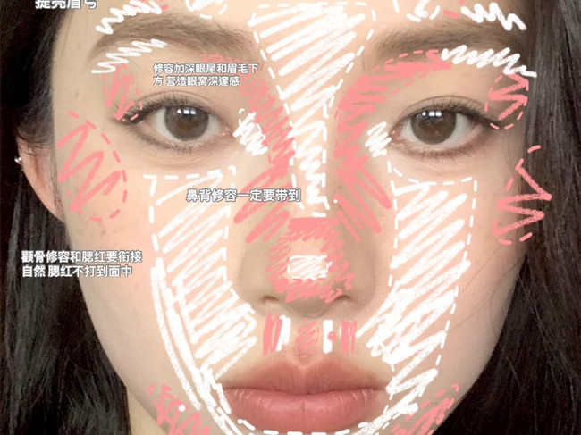 骨相感妝容，廣西化妝進(jìn)修學(xué)培訓(xùn)專為闊面臉女孩準(zhǔn)備