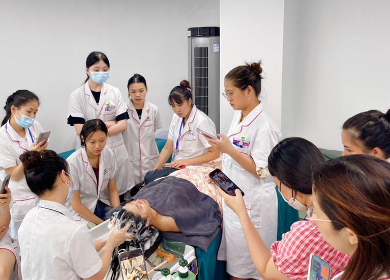 頭療洗頭有什么作用？南寧頭療培訓(xùn)學(xué)校實操講解