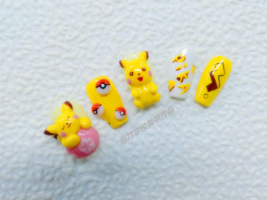 卡通立體雕花美甲，廣西美甲學(xué)校排行推薦分享