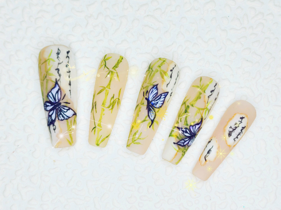 新中式美甲，告訴你南寧美甲去哪里學(xué)比較好？