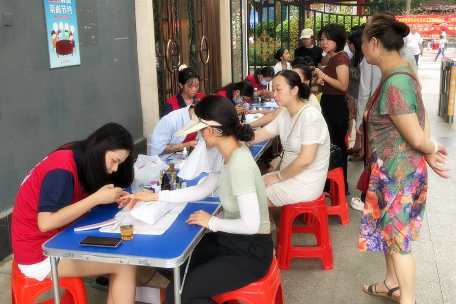 南寧美甲培訓(xùn)社會報告，告訴你南寧學(xué)美甲哪里有實力？