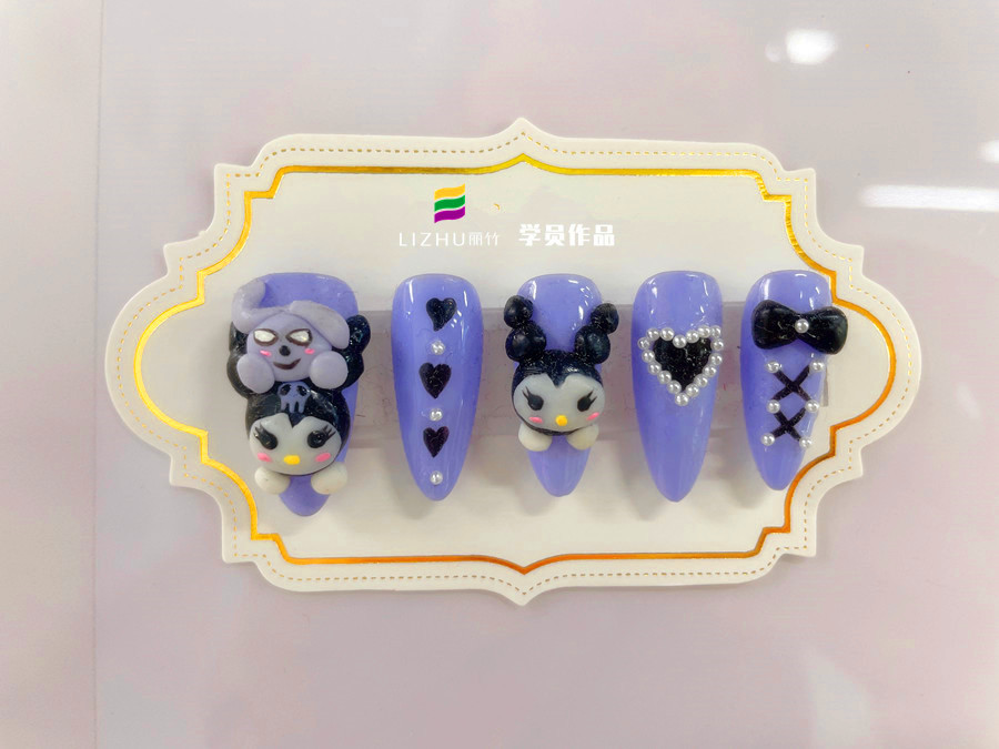 雕花+彩繪美甲，廣西美甲進(jìn)階培訓(xùn)