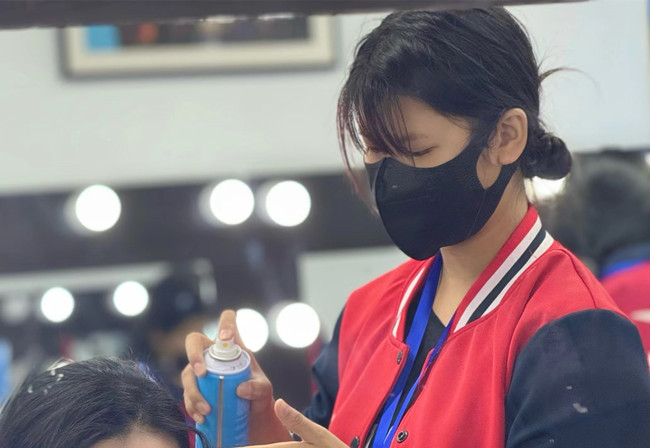 清冷風(fēng)中式造型，南寧化妝師培訓(xùn)學(xué)員作品