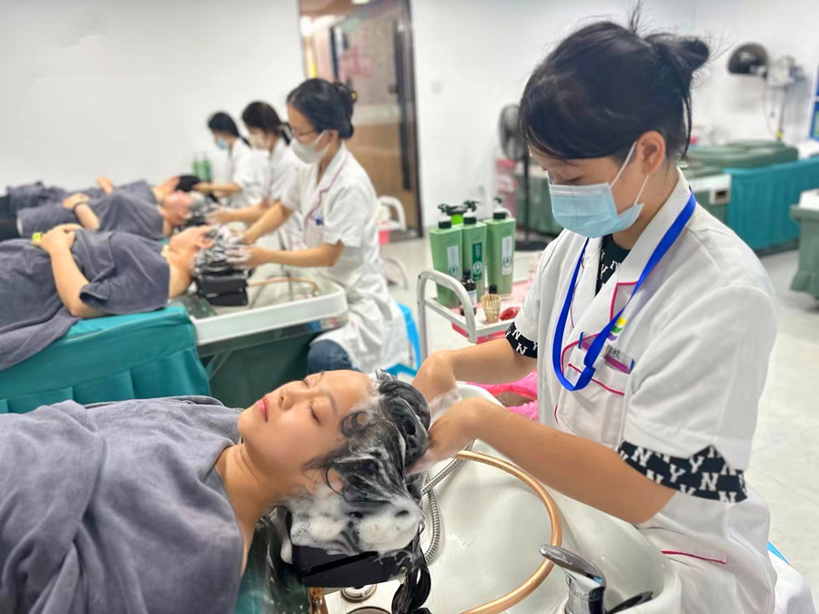 頭療養(yǎng)發(fā)有什么項(xiàng)目？南寧頭療培訓(xùn)學(xué)校課程講解