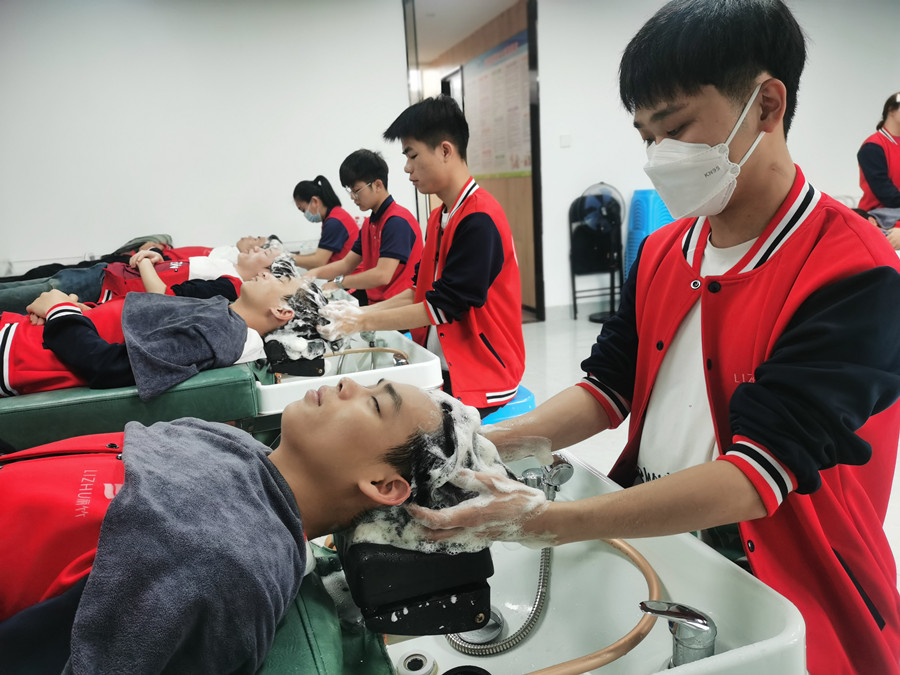 掉頭發(fā)的根本原因，南寧洗發(fā)護(hù)膚培訓(xùn)講解