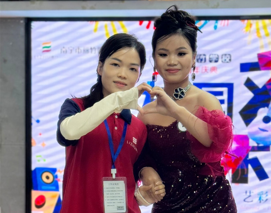 禮服晚宴造型，南寧專業(yè)新娘妝跟妝