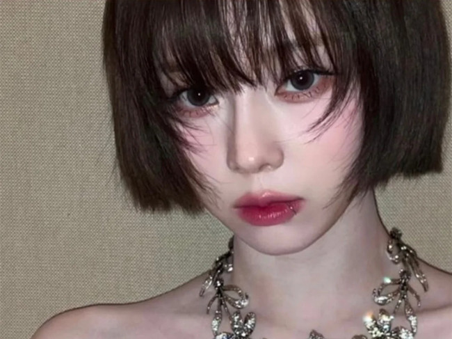 金玟庭眼妝教程，從零開始學化妝南寧