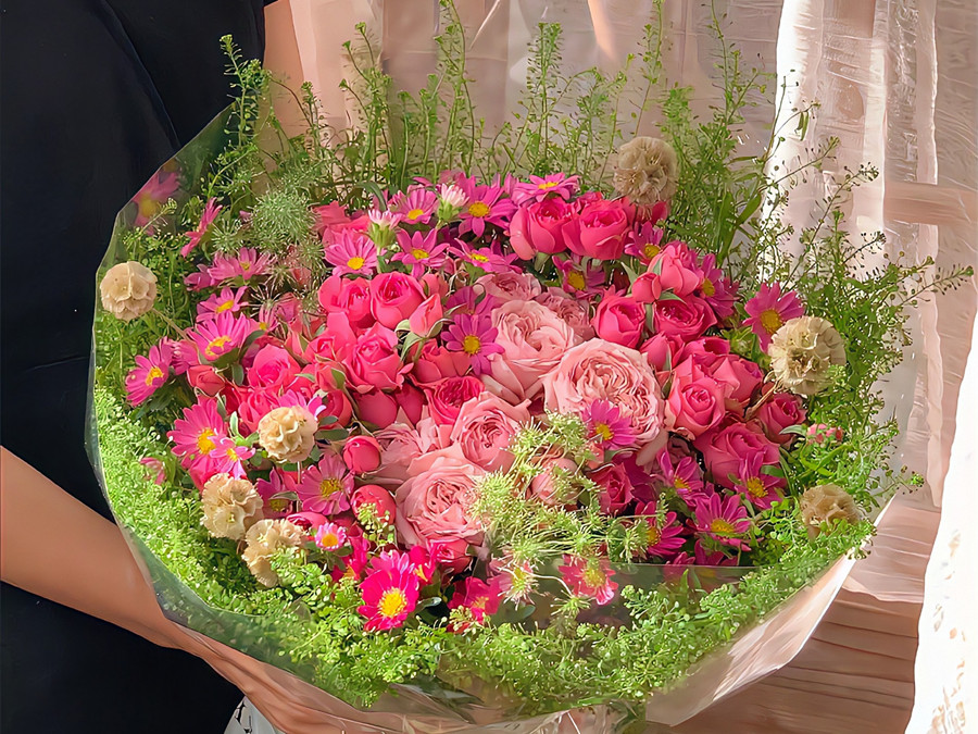 超治愈的春日花束，廣西花藝插花培訓(xùn)學(xué)校作品