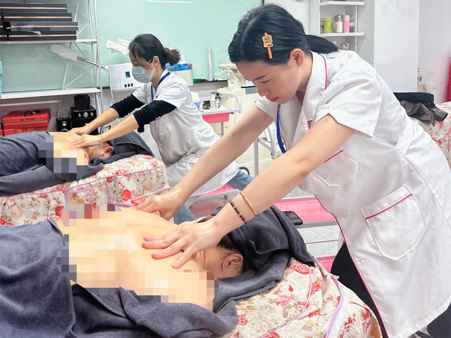 美容師手部如何發(fā)力？廣西培訓(xùn)美容師訓(xùn)練