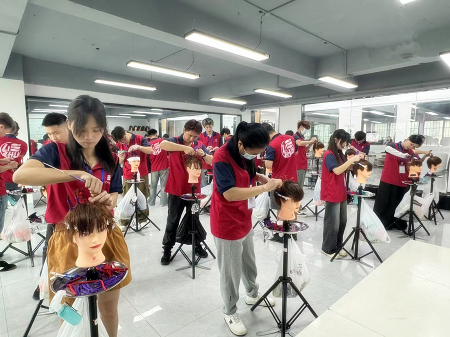 什么是煙花燙？煙花燙的特點(diǎn)是什么？南寧學(xué)習(xí)燙染