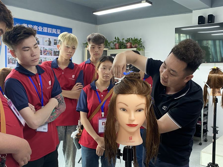 女士發(fā)尾分為哪幾類？廣西女士造型分享