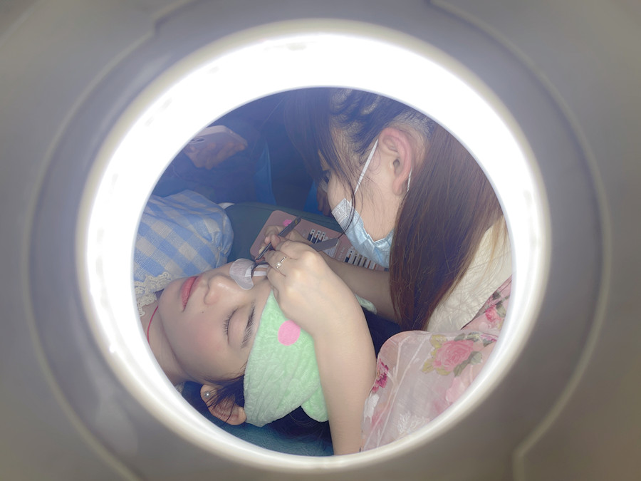 南寧美睫哪里專業(yè)？南寧學(xué)美睫去哪里？