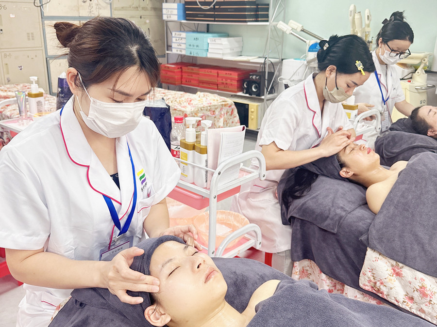 去年用過的防曬霜還能用嗎？南寧美容護(hù)膚專業(yè)