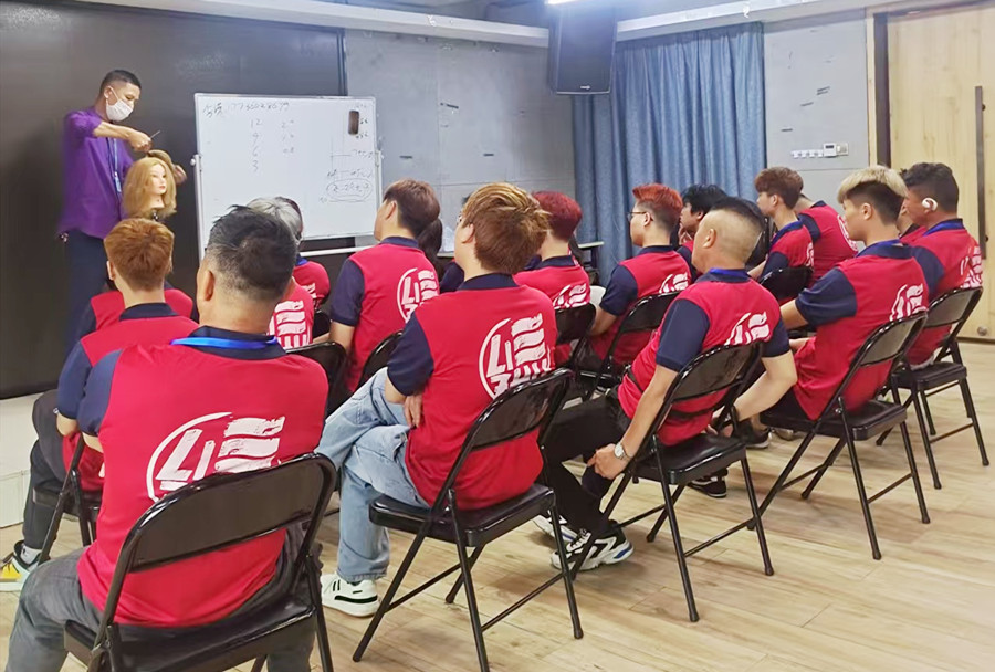 廣西學美發(fā)，廣西美業(yè)培訓學校推薦麗竹學校