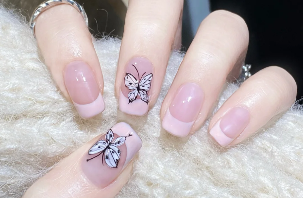 法式蝴蝶美甲，南寧美甲進(jìn)修學(xué)校分享教程