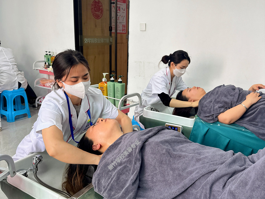 頭療肩頸按摩注意事項(xiàng)，廣西學(xué)頭療