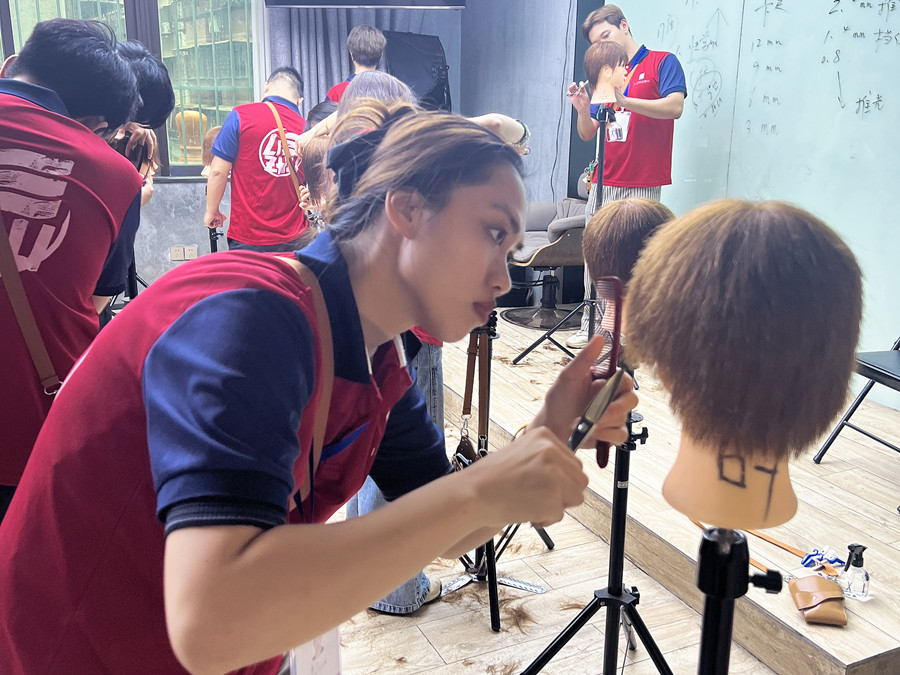 美發(fā)新手核心技術(shù)點，廣西剪發(fā)造型學(xué)校分享