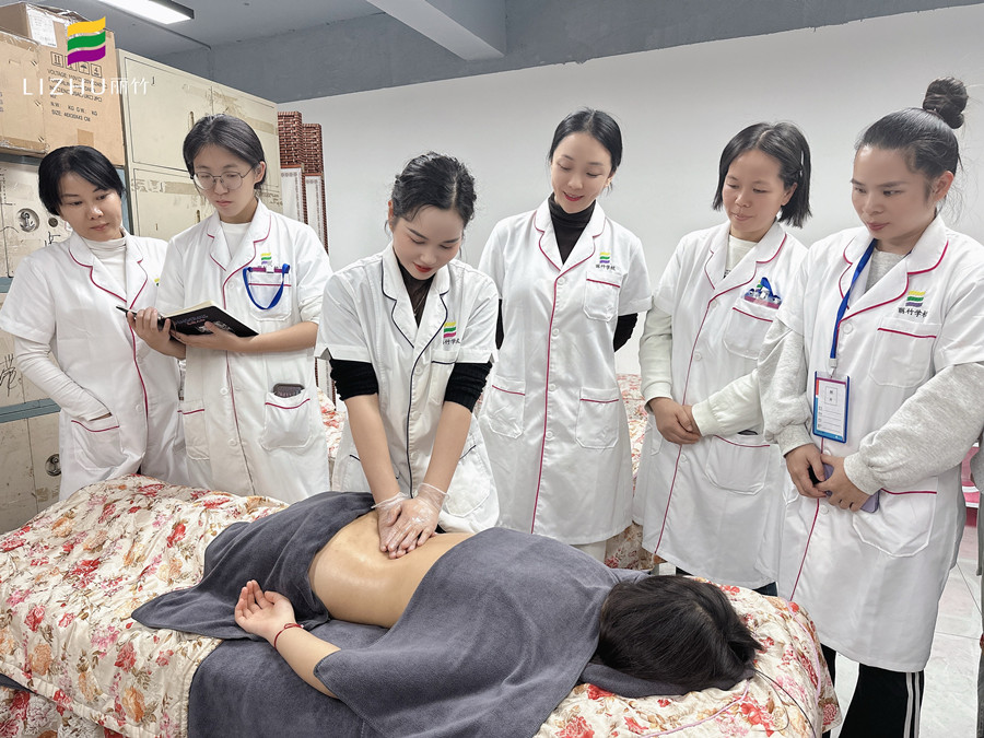 腹部管理，南寧美容健康管理學校分享